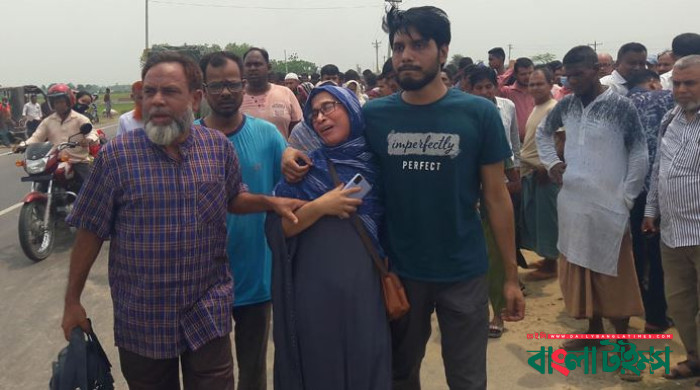 বাসের চাকায় পিষ্ট হয়ে মামা-ভাগনে নিহত